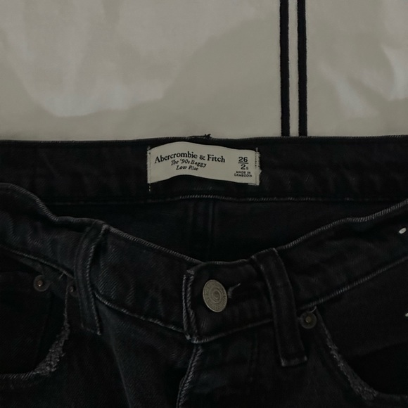 Abercrombie 90’s Low Rise Baggy Jean size 2 - Picture 3 of 4